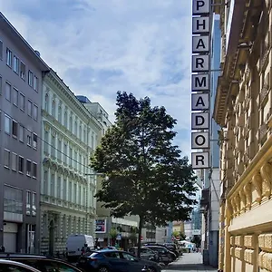 Pharmador *** Vienna